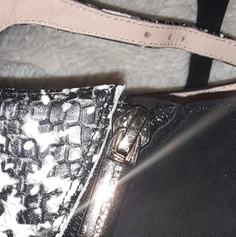 Shoes - Picture 8 of 10